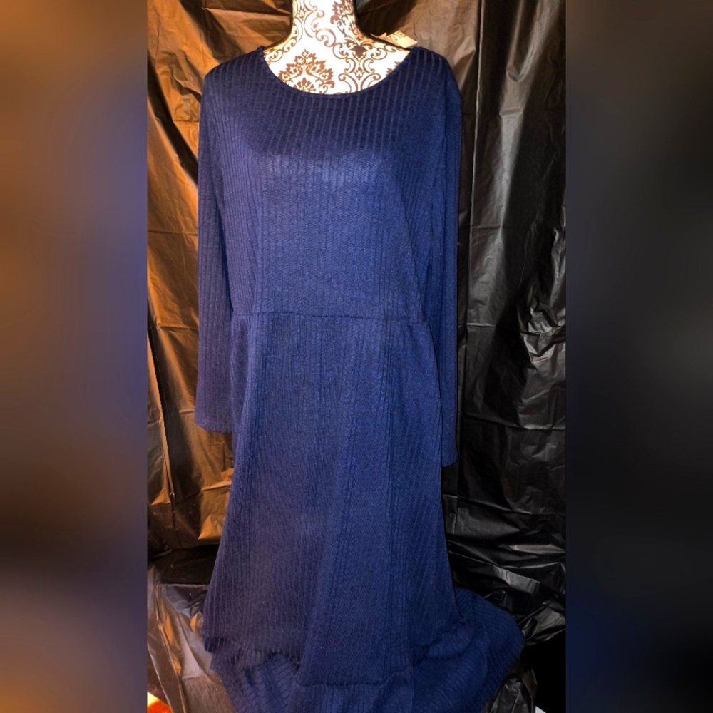 Bloom CHIC Elegant Navy Blue Women's Sweater Lite Dress NWT